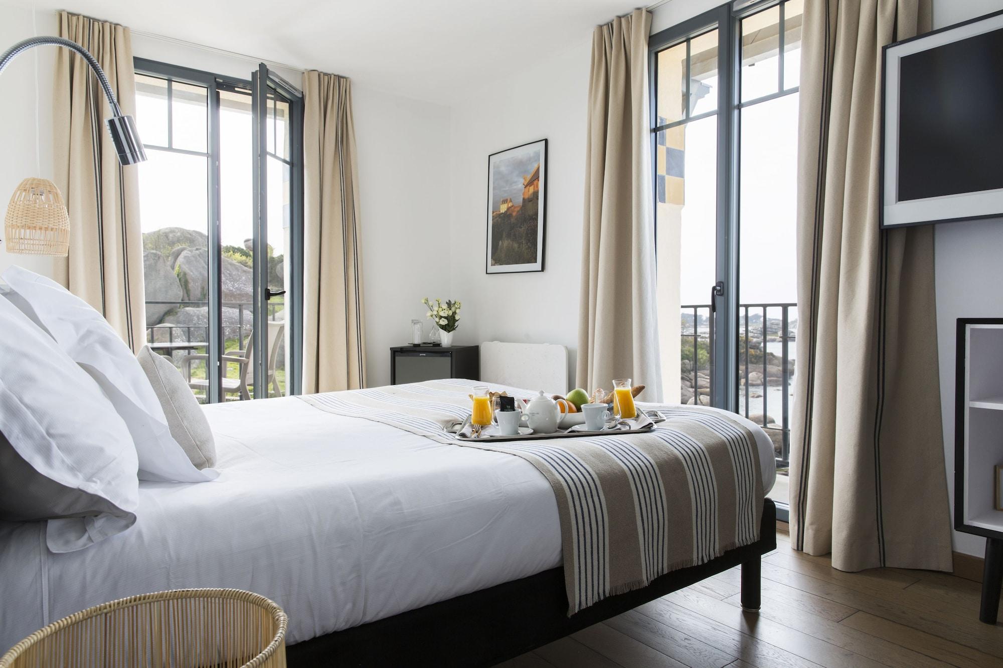 Castel Beau Site Hotel Перос-Гирек Екстериор снимка