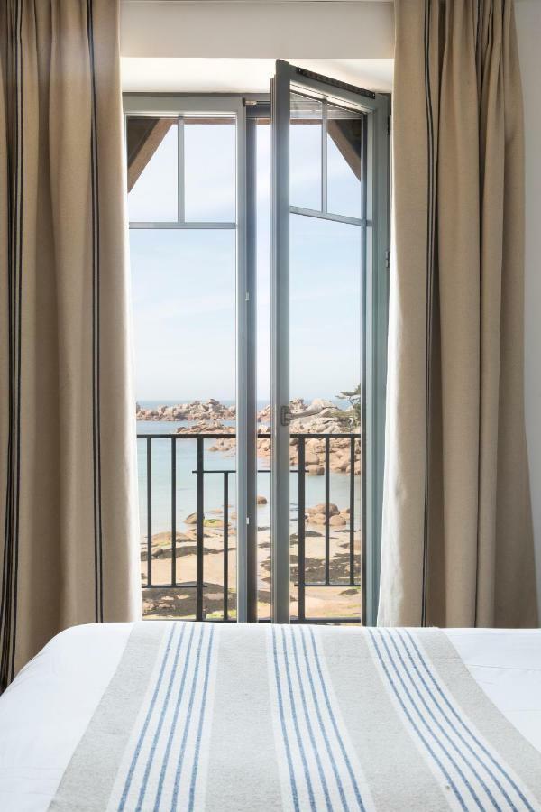Castel Beau Site Hotel Перос-Гирек Екстериор снимка