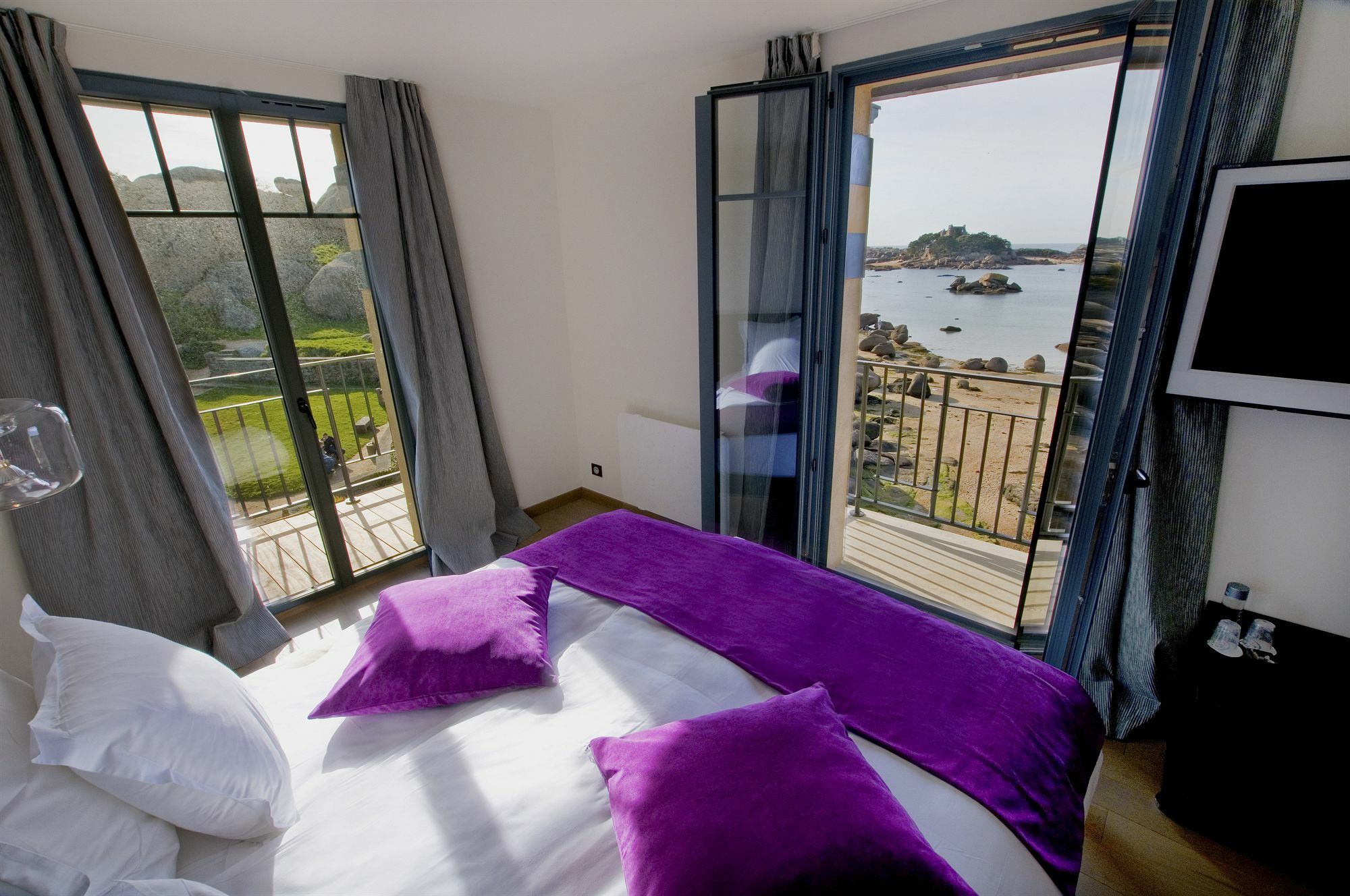 Castel Beau Site Hotel Перос-Гирек Стая снимка